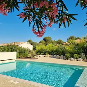  Hébergement de vacances Les Bergeries De Saumane, Gite 6 Personnes Au Sein D'un Ensemble De 4 Gites,piscine Commune France